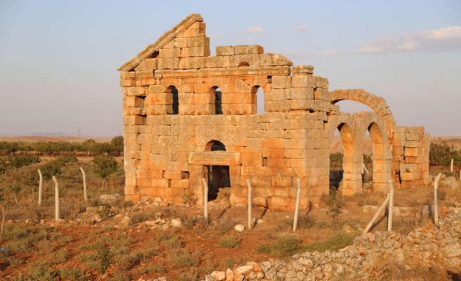 Urfa'da bin 500 yıllık kilise restore edilmeyi bekliyor