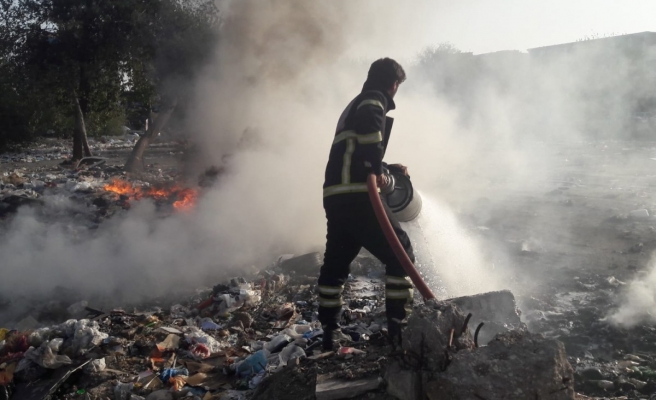 Urfa'da eski sanayi sitesinde yangın!