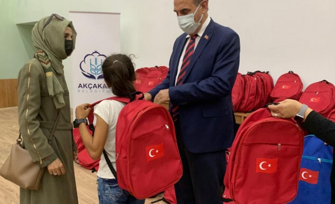 Akçakale’de öğrencilere destek