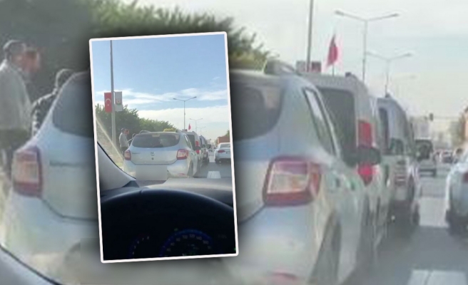 Urfa’da 3 araç birbirine girdi!