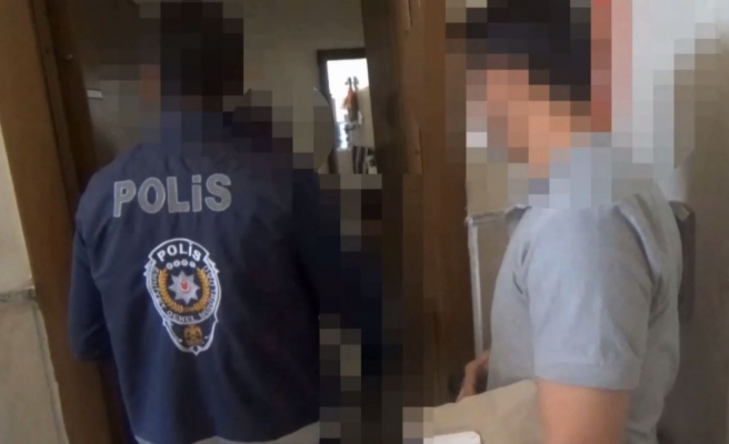 Urfa'da FETÖ operasyonu: 6 gözaltı