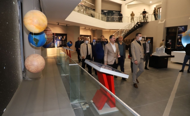 Baydilli, kurum müdürlerine müzeyi tanıttı