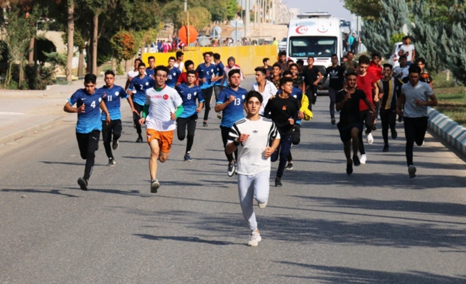 Akçakale de Kızılay haftası koşusu