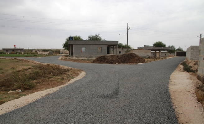 Harran kırsalında yol yapım atağı