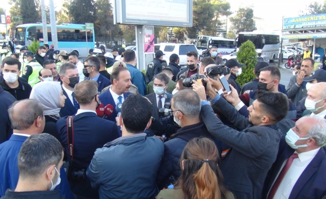 Vali Erin'den aşı açıklaması