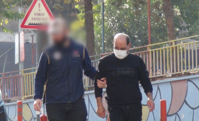 Suriyeli sanatçı Omar Souleyman sığınmacı kampına gönderildi