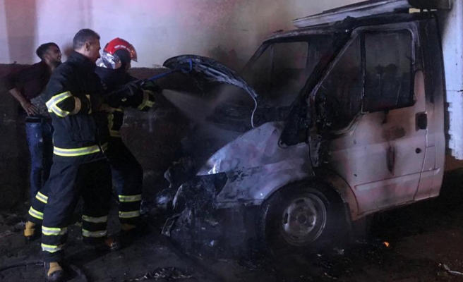 Park halindeyken yandı!