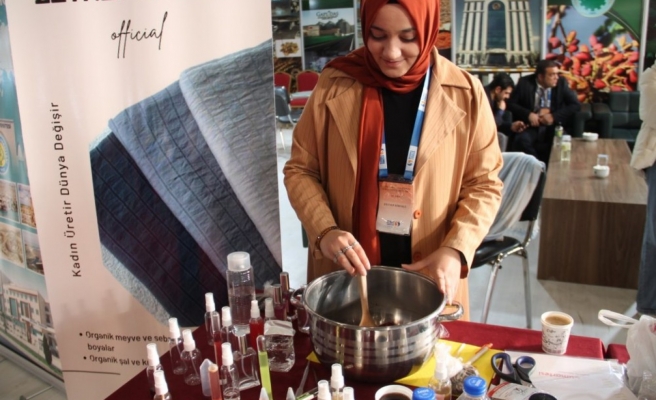 Urfalı kadın girişimci fuara renk getirdi