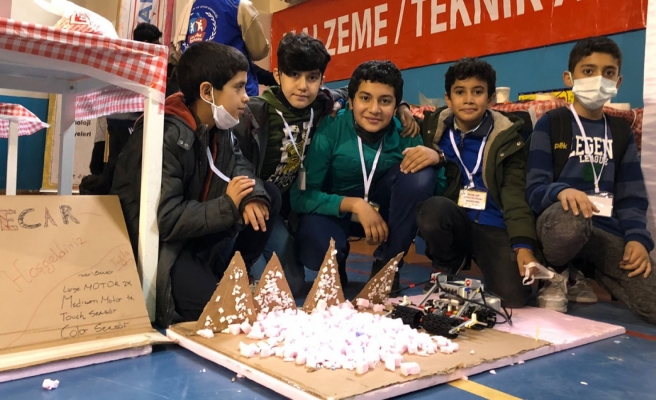 Robotik kodlama festivalinde kıyasıya yarıştılar