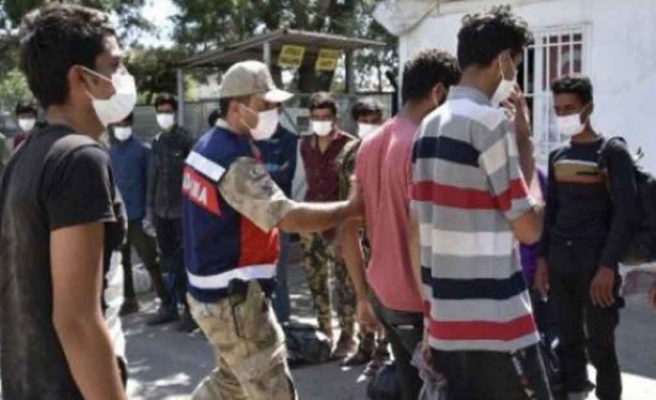 Urfa'da Afganistan ve Pakistan uyruklu 104 göçmen yakalandı