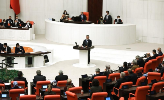 Urfalı Bakan'dan asgari ücret açıklaması