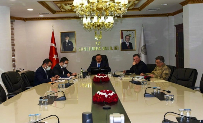 Sınır illerin valilerinden Suriye toplantısı