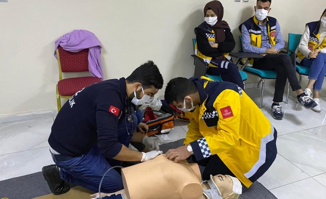 Sağlık çalışanlarına yaşam destek eğitimi