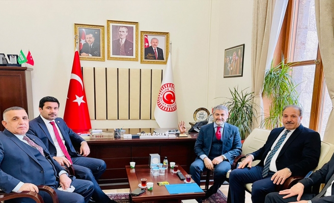 Urfalı heyet Bakan Nebati’yi ziyaret etti