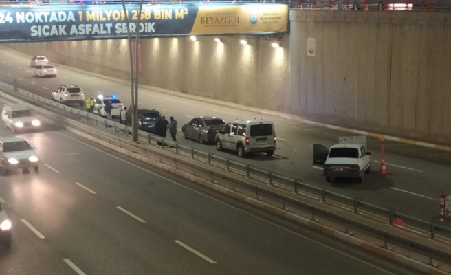 Bir değil, iki değil tam 3 zincirleme kaza!