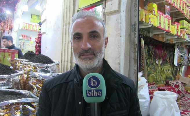 Esnaf çayın fiyatının dolara göre değişip durmasından dertli