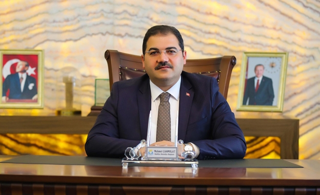 Canpolat yeni yılı kutladı