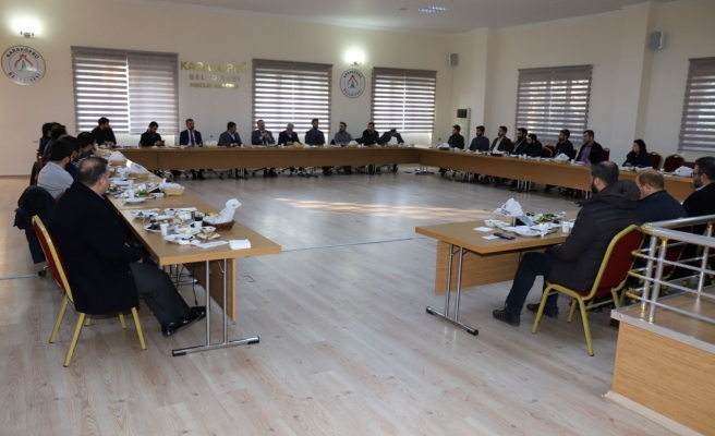 Baydilli, mimarlar ile fikir alışverişinde bulundu