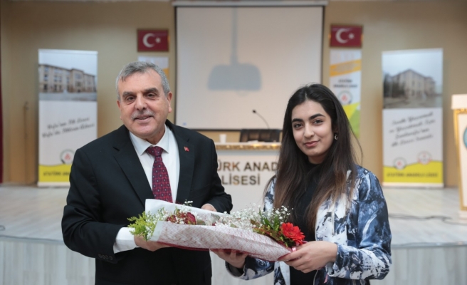 Beyazgül, gençlere yönelik yapılan çalışmaları anlattı