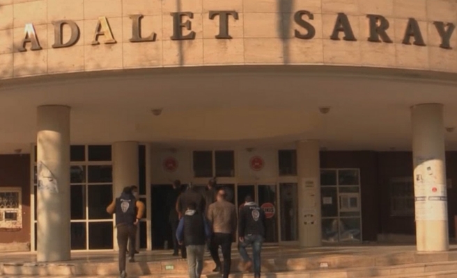 Hırsızlık zanlıları adliyeye sevk edildi