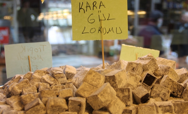 Karagülün bu kez lokumu yapıldı