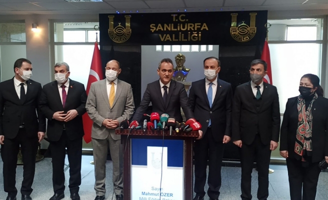 Milli Eğitim Bakanı Özer: 