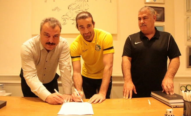 Şanlıurfaspor iki futbolcuyu renklerine bağladı