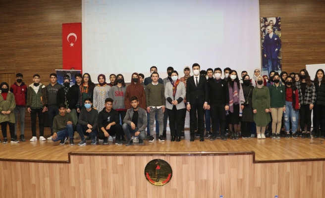 Genç ŞURKAV lise temsilcileriyle buluştu