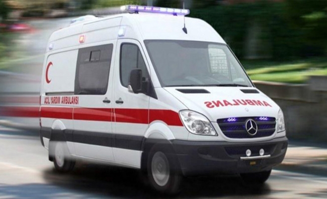 Akçakale'de yüksekten düşen şahıs hastaneye kaldırıldı