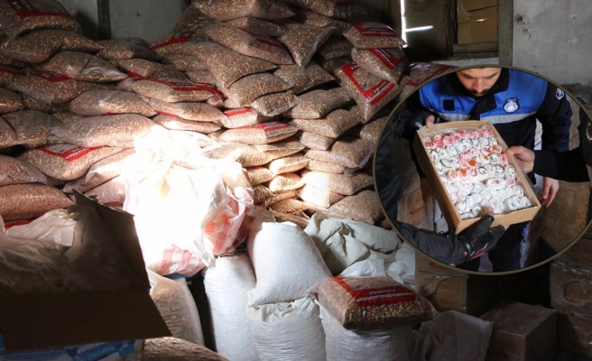 Yarım ton kuru yemiş imha edildi