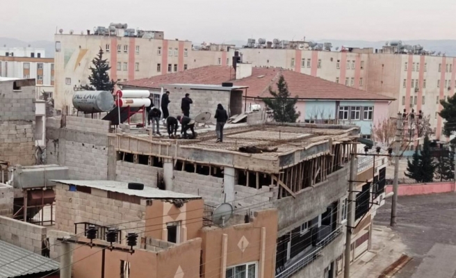 Şanlıurfa'da inşaatta çalışırken akıma kapıldılar