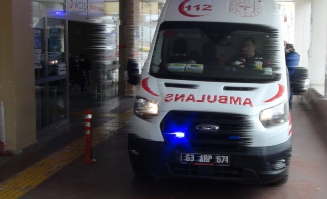 İşçi servisi kaza yaptı! Yaralılar var