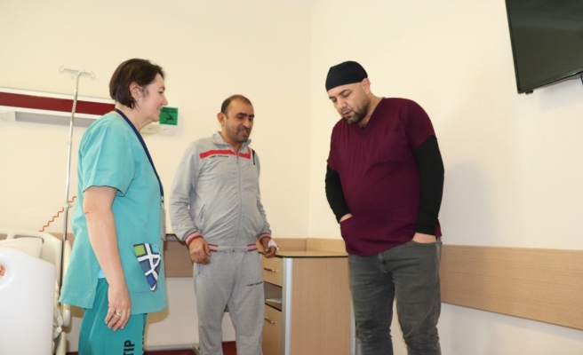 Beyin kanaması geçiren hasta hayata tutundu