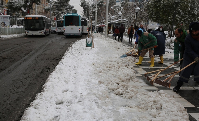 Haliliye’de karla mücadele seferberliği