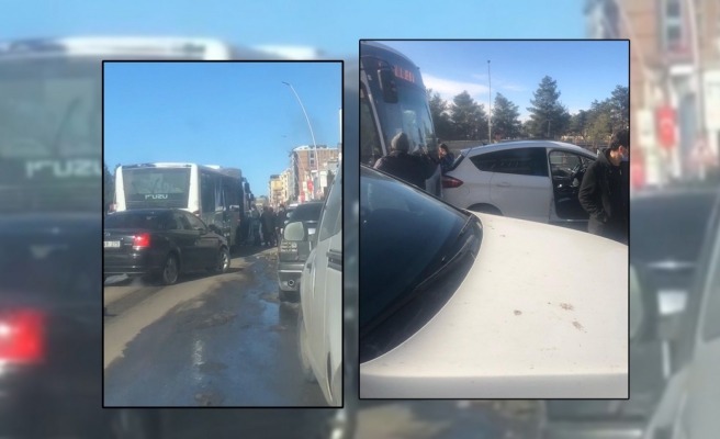 Buzlanan yolda zincirleme kaza!