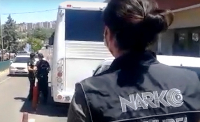 Urfa'da zehir tacirlerine geçit verilmiyor: 5 gözaltı