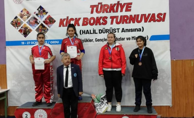 Haliliye Belediyesi’nin sporcularından madalya yağmuru