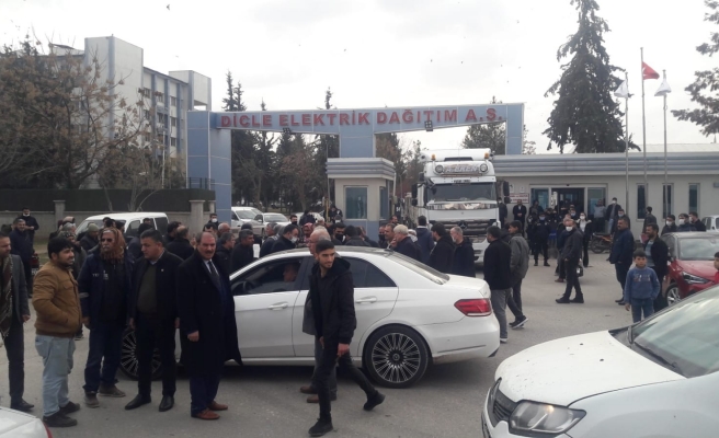 Urfa’da vatandaş ve esnafın fatura isyanı