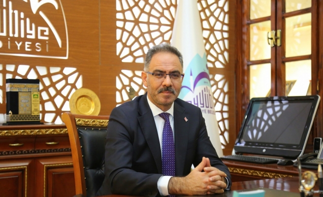 Tehdit edildiği söylenmişti! Başkandan sevenlerine çağrı