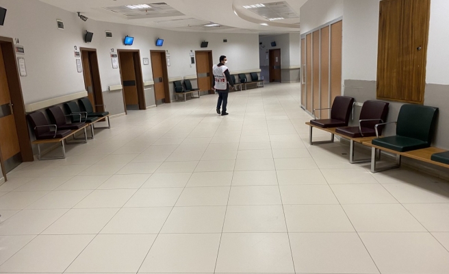 Urfa'da sağlık çalışanları iş bıraktı