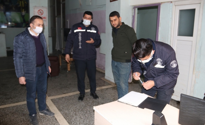 Zabıta ekiplerimiz ve polisten okul çevrelerinde ortak denetim