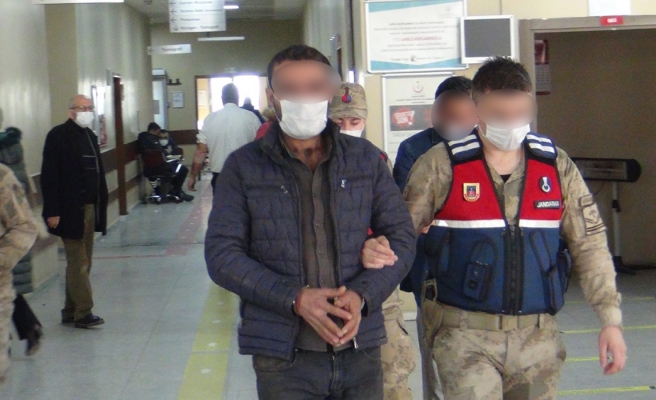 Jandarmadan kırsalda kablo çalan hırsızlara baskın!