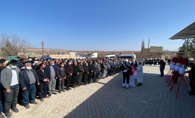 Görev başında hayatını kaybeden Urfalı polis defnedildi