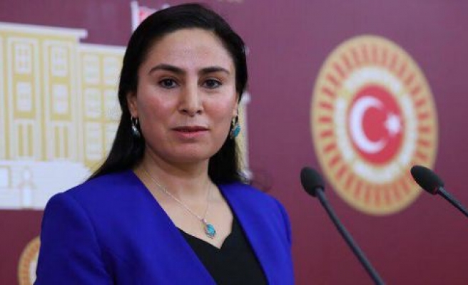 Özdiker Kuyumcular Çarşısı’nın yıkılma kararını Meclis’e taşıdı