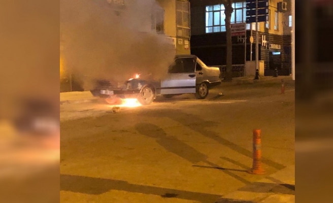 Şanlıurfa'da araç alev aldı!