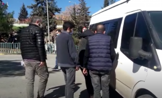 Hırsızlık şüphelileri gözaltına alındı