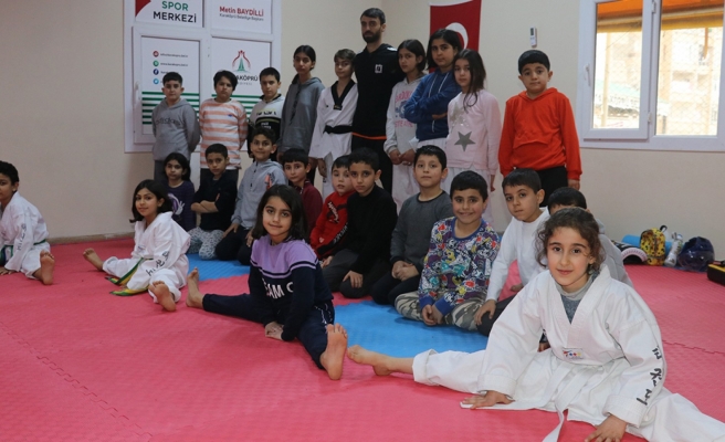 Geleceğin milli sporcuları olma yolunda eğitim alıyorlar