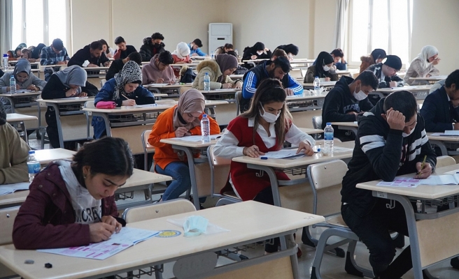 HARRANYÖS sınavına binlerce öğrenci katıldı