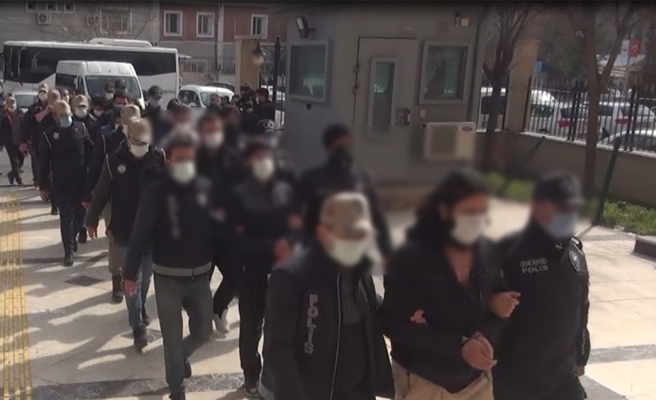 Terörden gözaltına alınanlar adliyeye sevk edildi