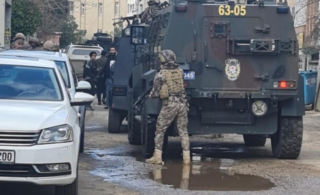 Şanlıurfa'da silahlı saldırıda 2 polis yaralandı